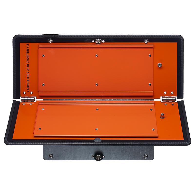 Складная табличка опасного груза - основание для карточек с цифрами 70 на 118 мм (Лаборатория АДР)